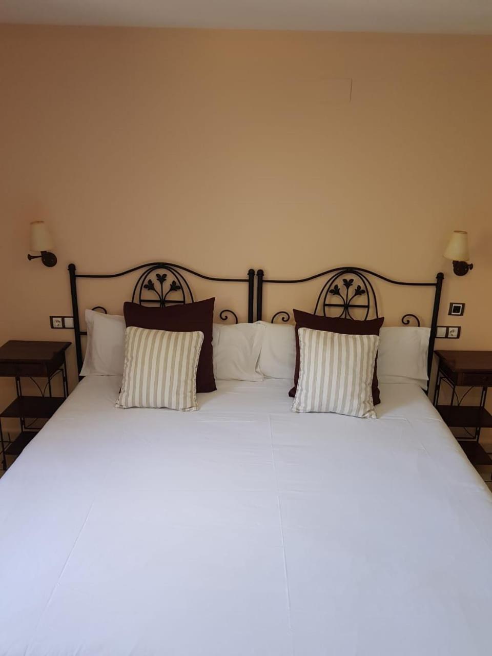 Hotel Parador De Canolich - Only Adults Bixessarri Cameră foto